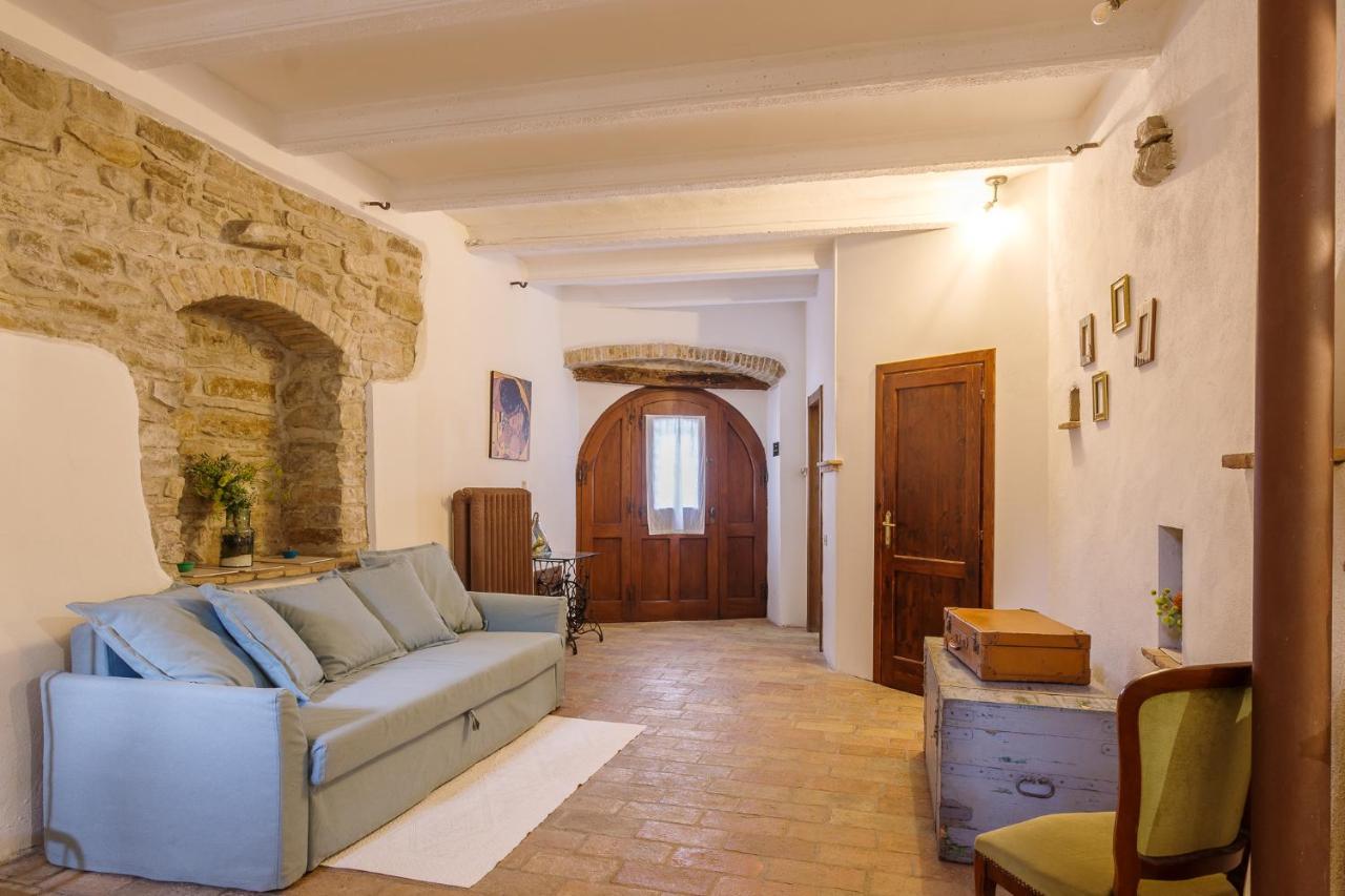 Un Posto Bed & Breakfast Bevagna Exterior photo